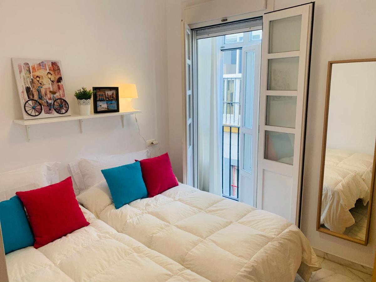 Bonito Apartamento Junto Al Gran Teatro Falla Cádiz Exterior photo